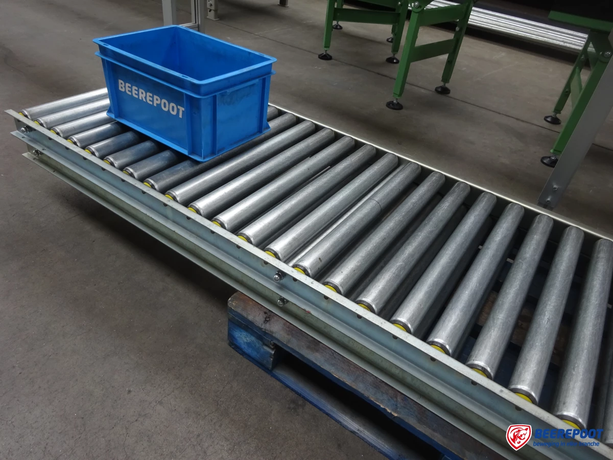 2x segment rollenbaan, stalen rollen,p/m